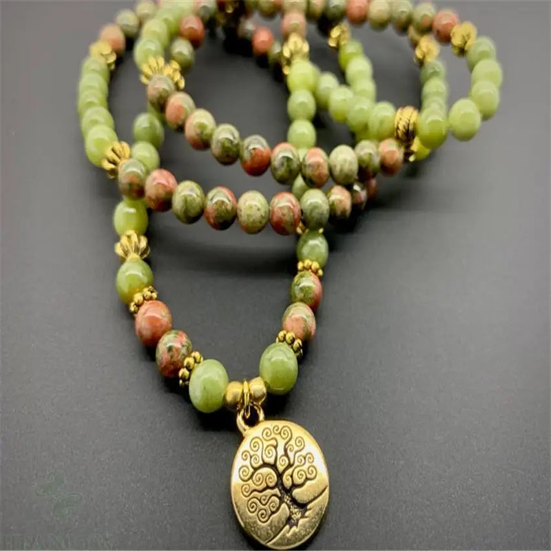 Green Jade 108 Beads Gemstone Mala Natural Necklace / Bracelet