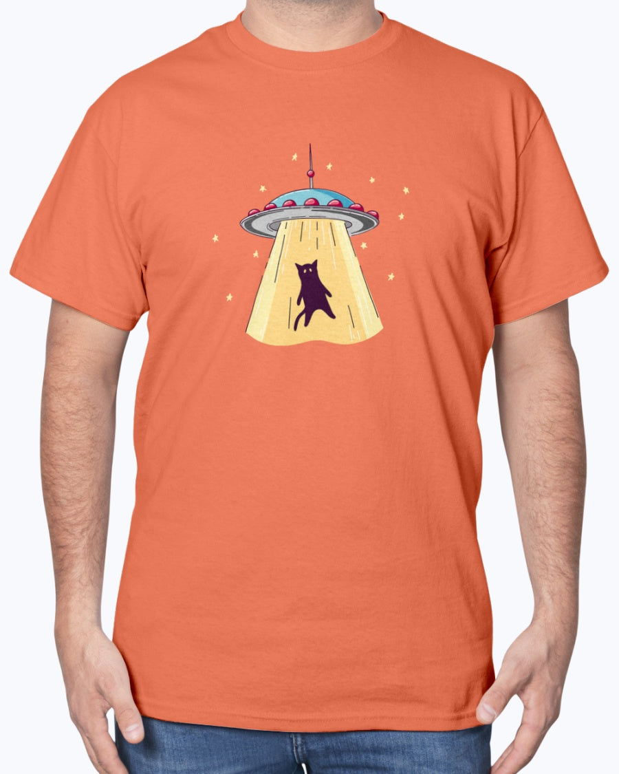 Cat UFO Abduction - UFO Shirt - Aliens Abducting a Cat Unisex T-Shirt